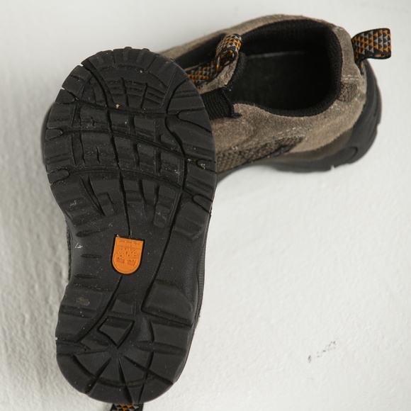 Kids Size 5M Timberland Shoes - Picture 4 of 4